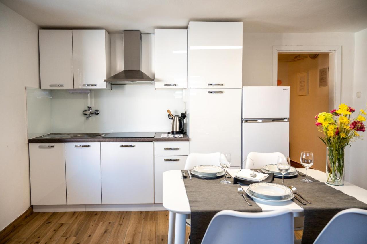 Krasna Apartment *